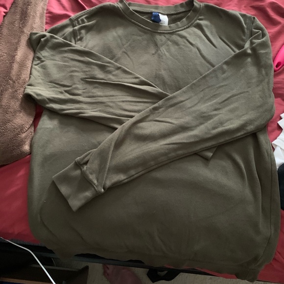 H&M Olive sz Medium Long Sleeve Crewneck Shirt - Picture 1 of 4